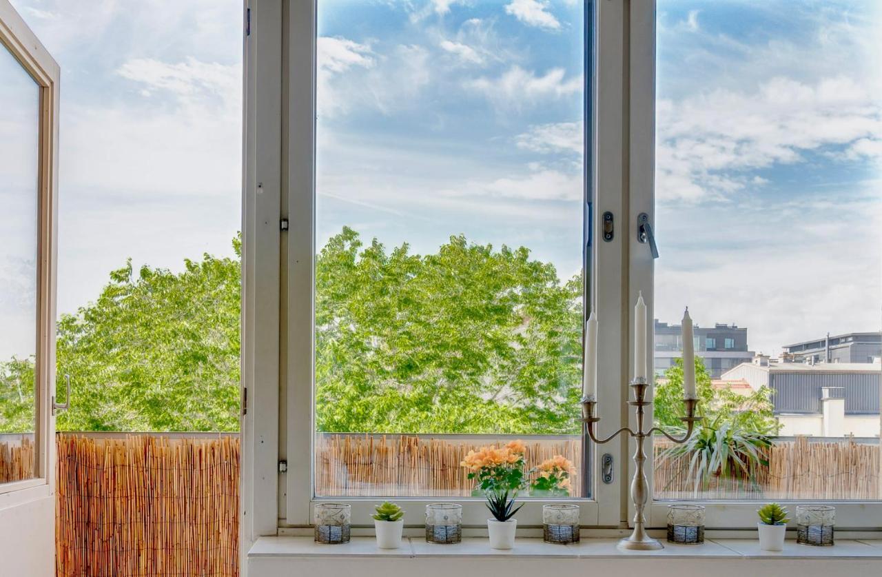 Excellent Downtown Location & City Rooftop Views Turku Esterno foto